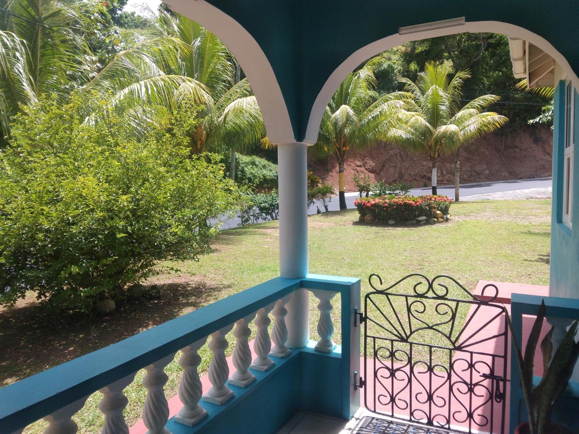 Danglez Bed & Breakfast Bataka Exterior photo